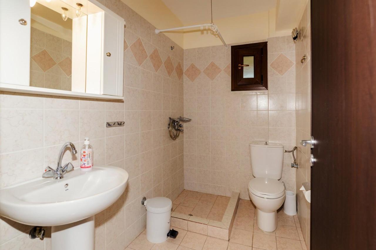 Maria - Pavlos Studios And Apartments Vourvourou Room photo